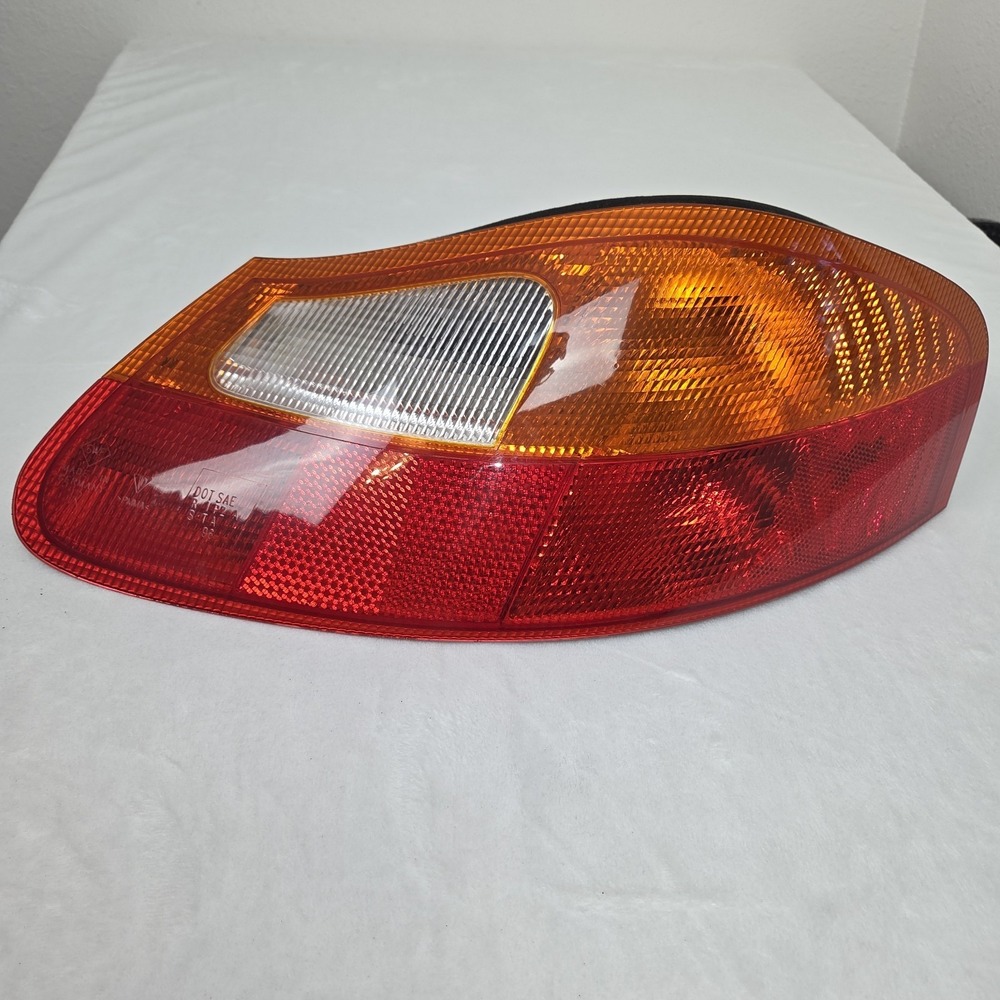 Porsche Boxster 986 tail light assembly P/N 986 631 414 03. Good condition